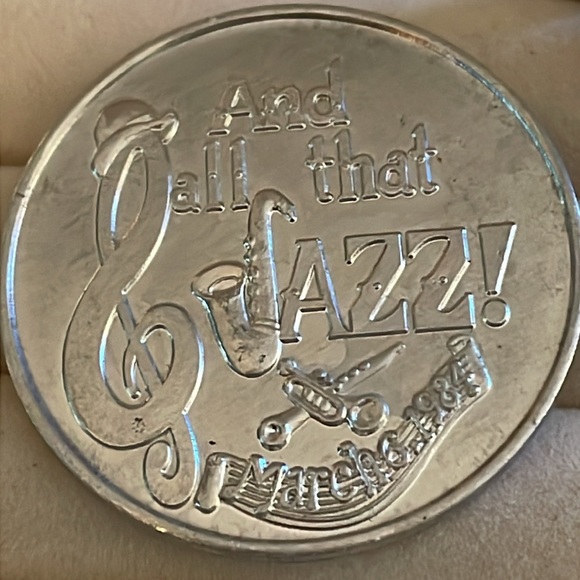 Vintage carnival club coins set of two - Picture 3 of 9